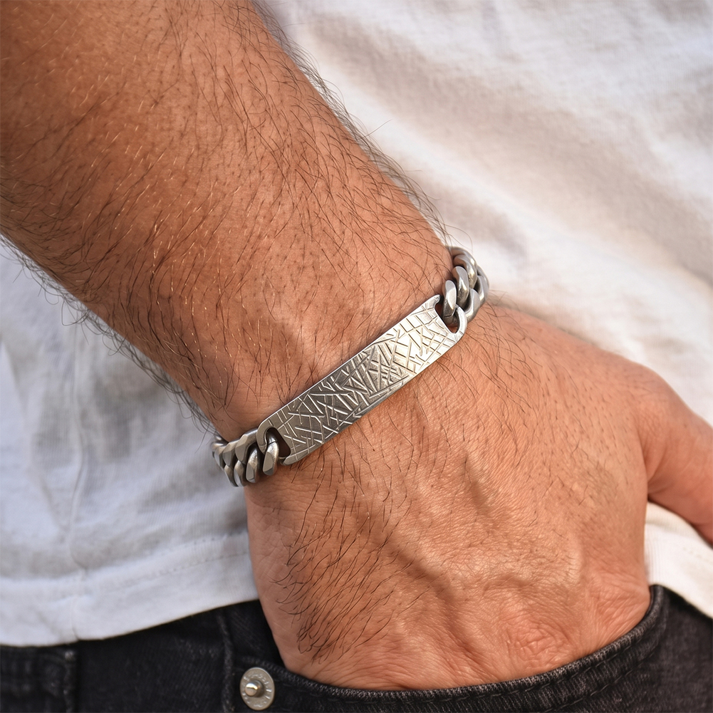 Textured Bar Curb Chain Bracelet 316 Stainless Steel Gold Tone Brushed Finish Adjustable Chain Women Bracelets