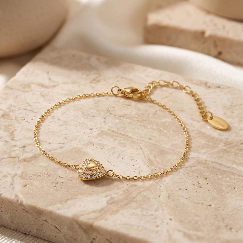 Sparkling Pave Heart Rhinestone 316 Stainless Steel Gold Tone Women Bracelet for Soft Daily Styling Lovely Romantic Aesthetic