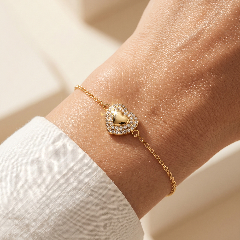 Sparkling Pave Heart Rhinestone 316 Stainless Steel Gold Tone Women Bracelet for Soft Daily Styling Lovely Romantic Aesthetic