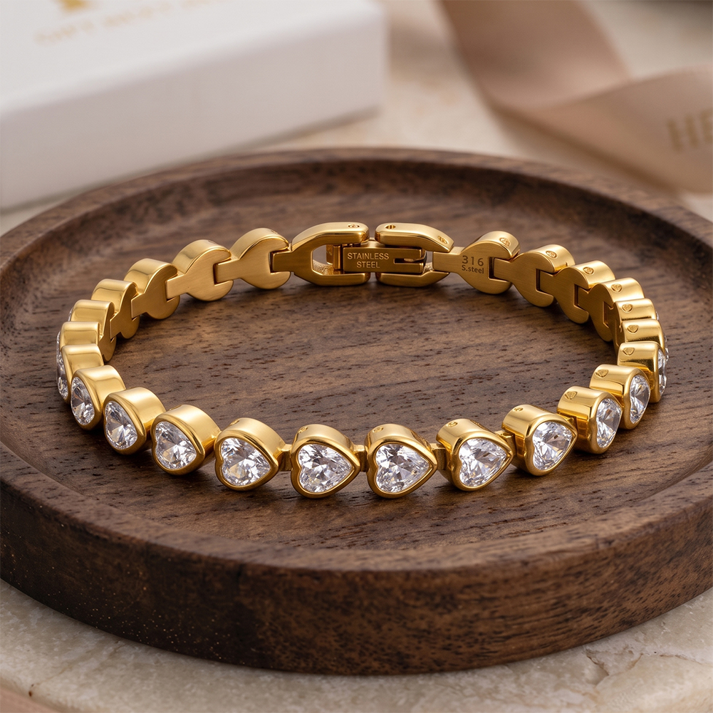 Heart Bezel Set Zircon 316 Stainless Steel Gold Tone Women Bracelet for Sweet Daily Styling With Uniform Lovely Sparkle