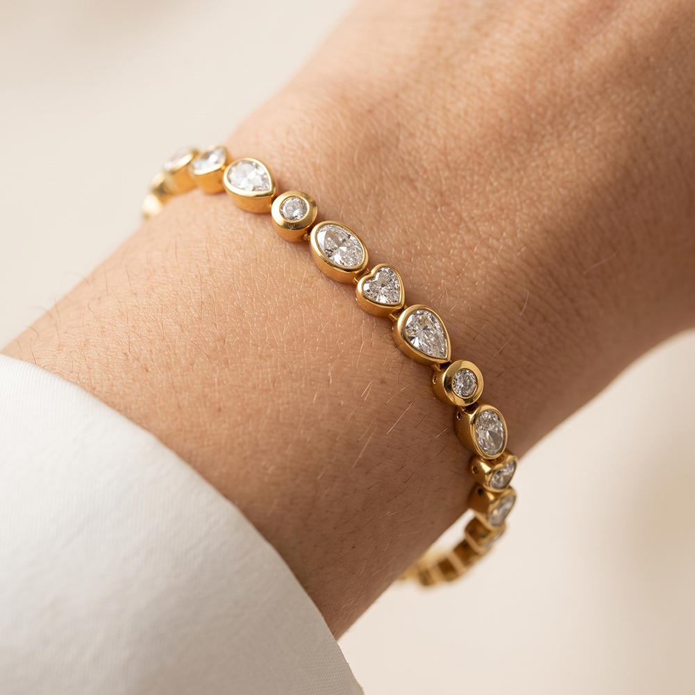 Square Bezel Zircon Link 316 Stainless Steel Gold Tone Women Bracelet for Modern Daily Styling With Neat Delicate Sparkle