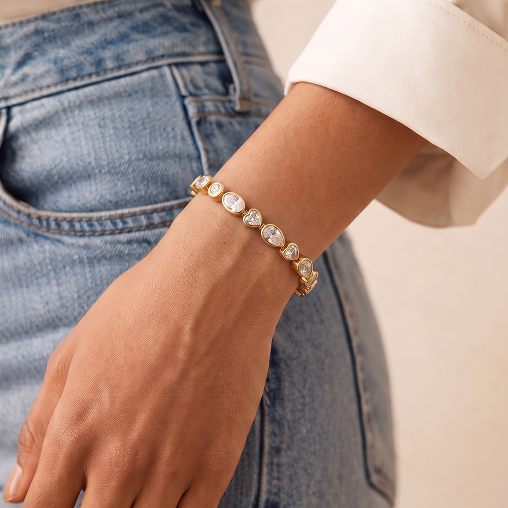 Square Bezel Zircon Link 316 Stainless Steel Gold Tone Women Bracelet for Modern Daily Styling With Neat Delicate Sparkle