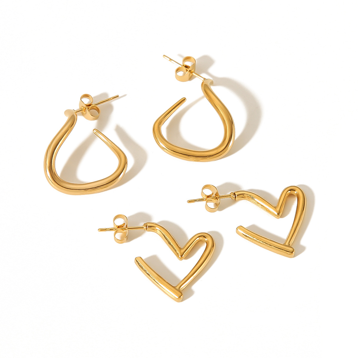 EH201Hypoallergenic Stainless Steel Heart Stud Earrings, 18K Gold Plated Geometric Earrings for Women, Fashion Jewelry