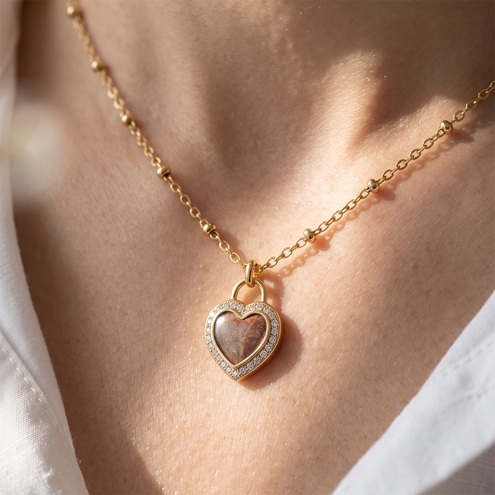 Vintage Resin Heart Rhinestone 316 Stainless Steel Gold Tone Women Necklace for Romantic Daily Party Wear