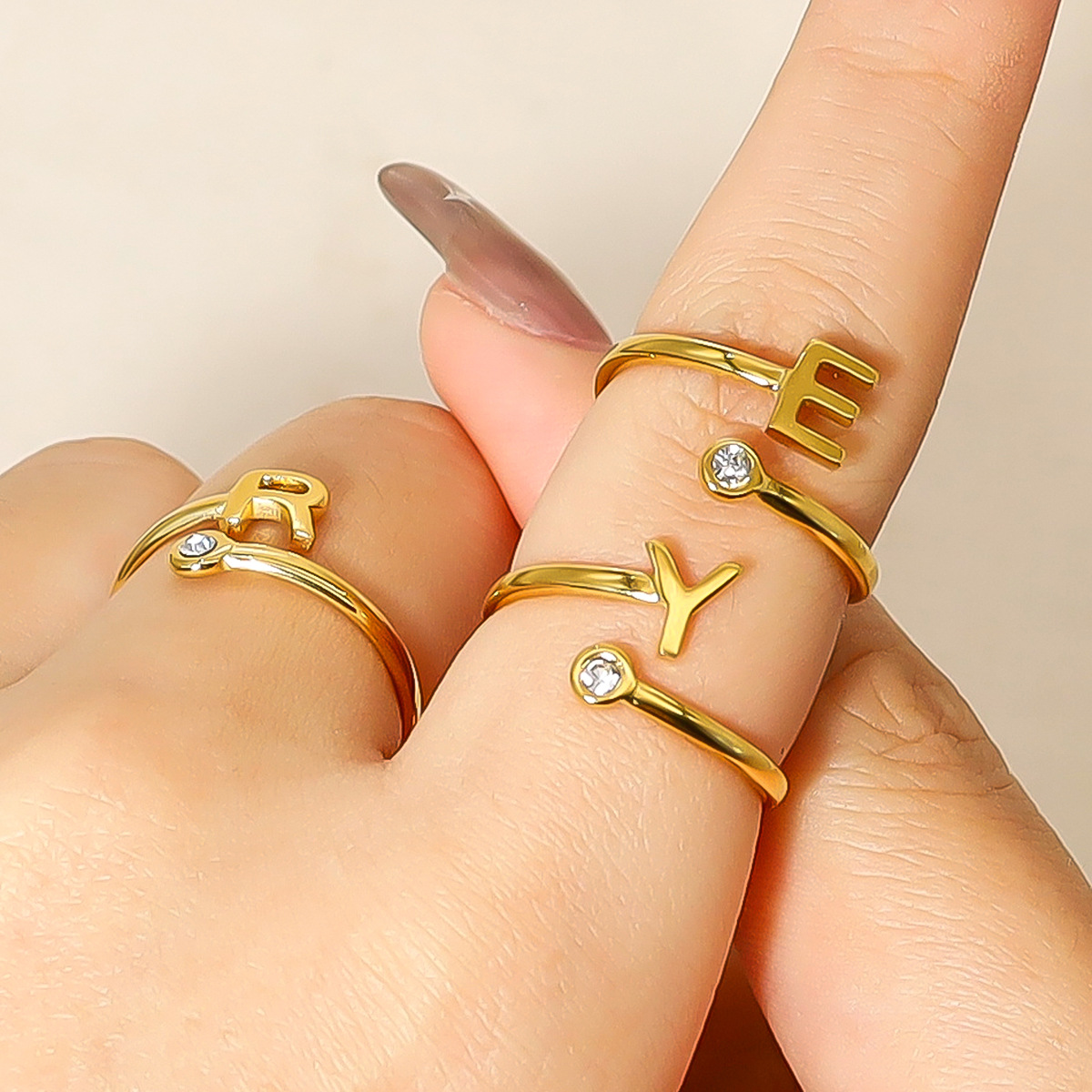 New Fashion Non Tarnish Dainty Initial Ring Birthday Gift Jewelry Stainless Steel 18k Gold Plated Zircon Letter Open Ring